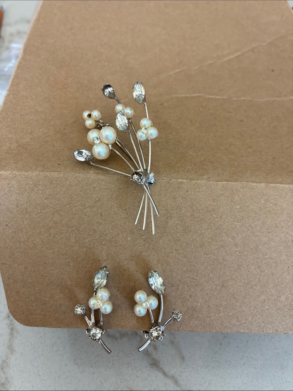 Pearl and Crystal Floral Brooch & Clip On Earring Set - Cream Pearls